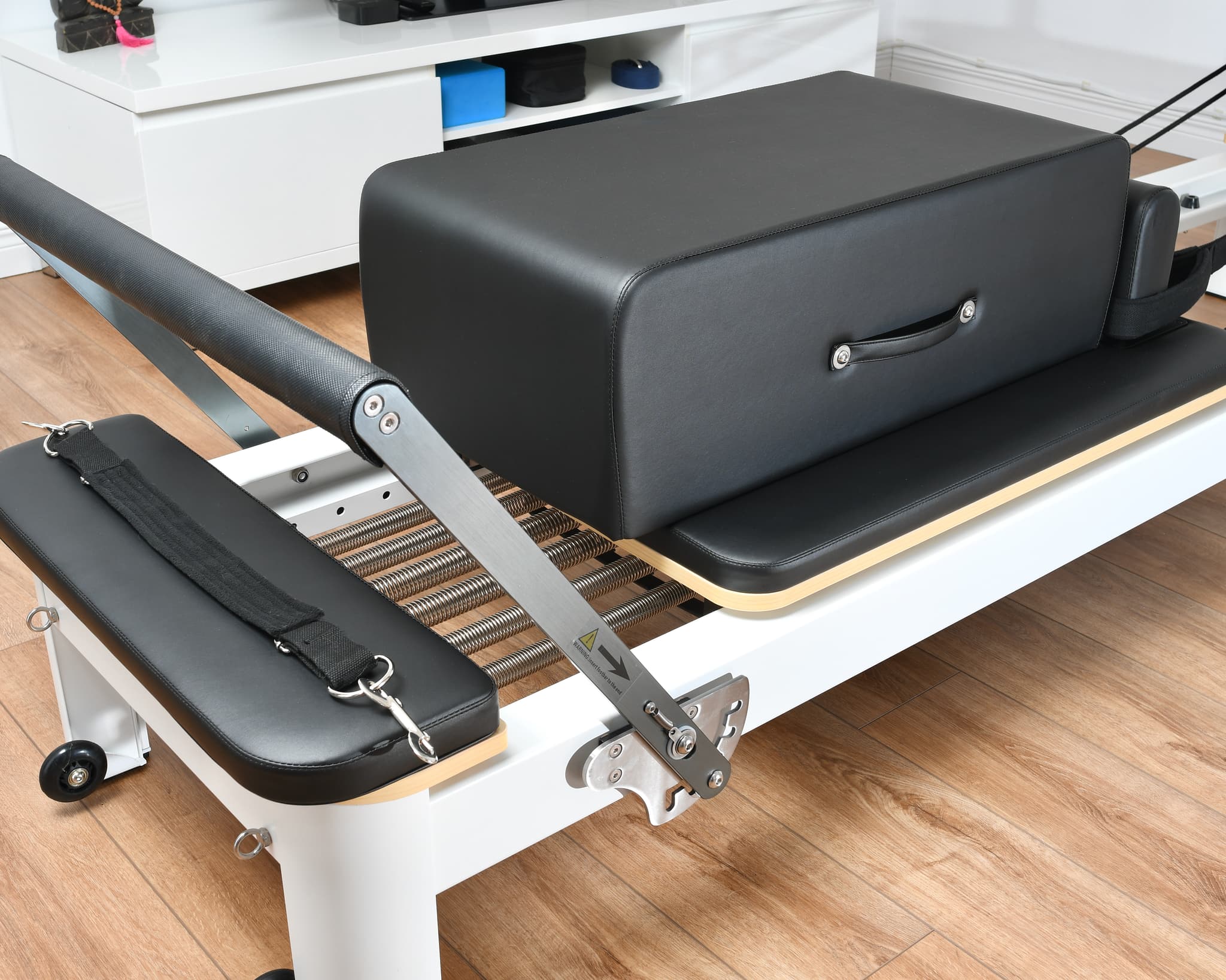Table Top Reformer Aluminum Elite Studio Reformer With Tower – Fortus Pilates