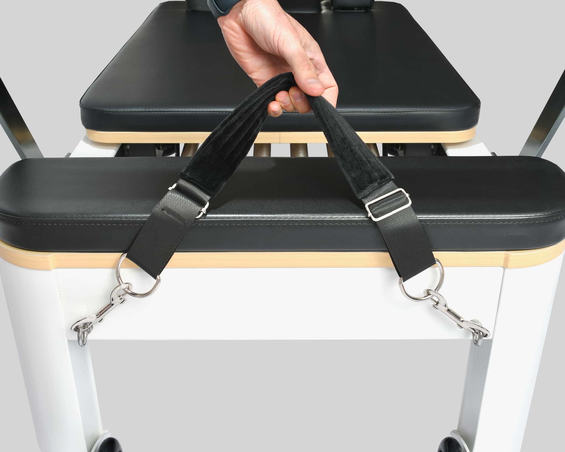 Aluminum Elite Studio Reformer - Foot strap.jpg__PID:7ec8e08e-c512-4765-862e-4b780d8605a7