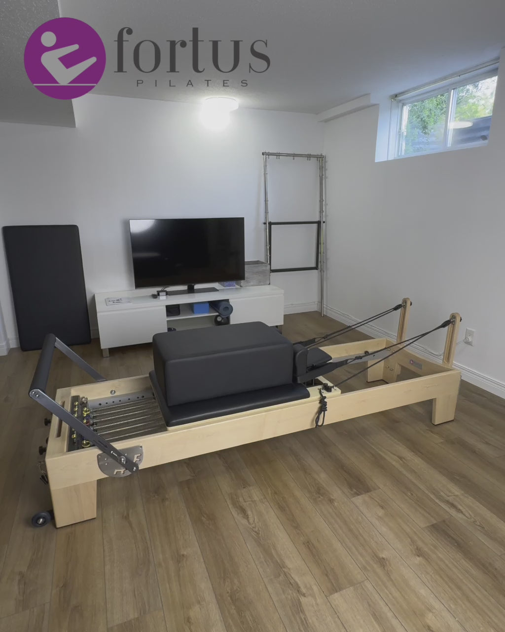 Maple Elite Studio Reformer With Tower